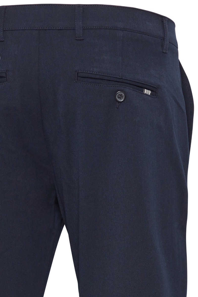 21200141_193923_300 21200141_193923_300