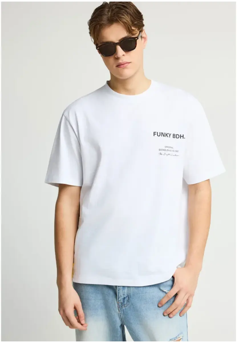 Funky Buddha T-Shirt FBM013-015-04